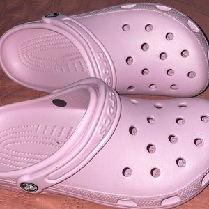 Selling these pretty pink crocs !!